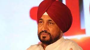 uploads/Punjab CM Channi interacts with auto-rickshaw drivers, says challans to be waived