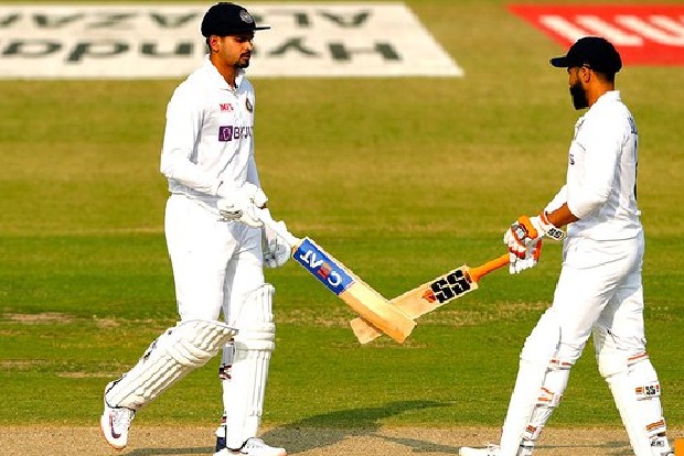 uploads/On debut, Iyer shows the way as India score 258/4