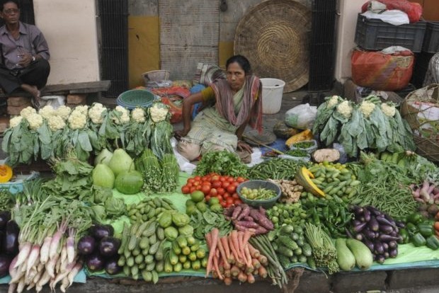 India facing Heat of Inflation Necessary Commodity prices Go up India facing Heat of Inflation Necessary Commodity prices Go up